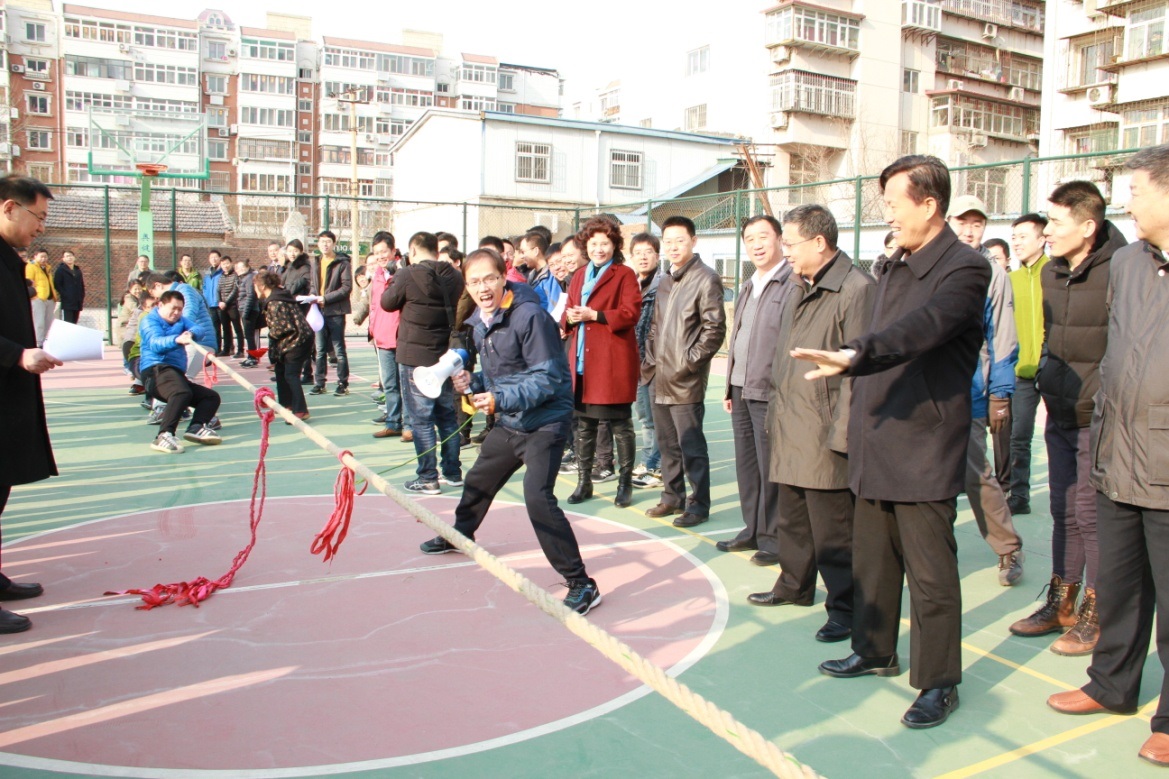 拔河比赛