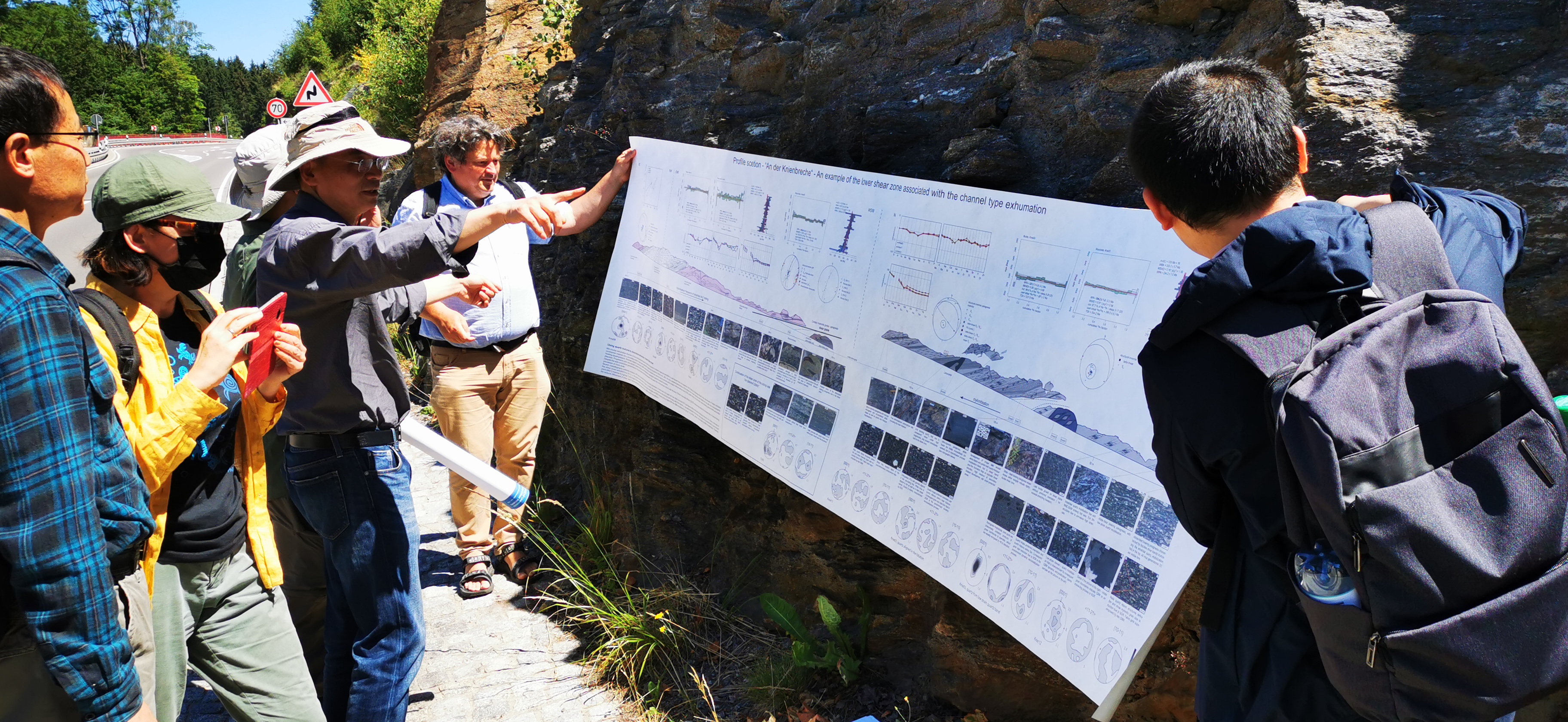 7bb99a5ef375a617949d96831fd898a