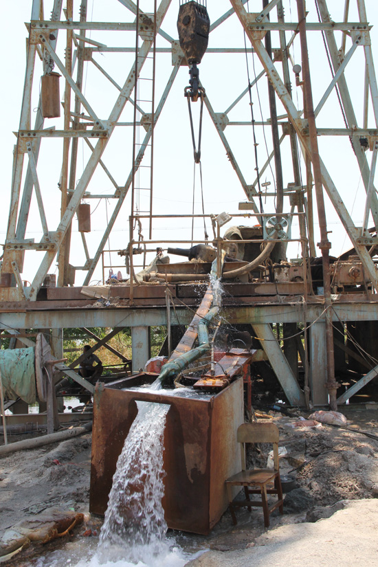 苏州西山缥缈地区地热钻井成功出水